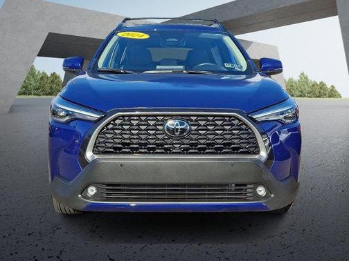2024 Toyota Corolla Cross XLE