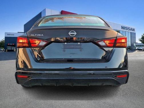 2023 Nissan Altima S FWD