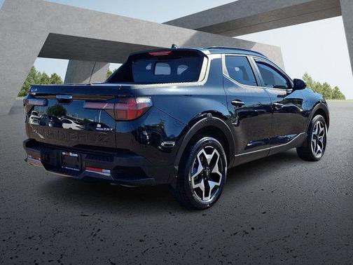 Phantom Black 2024 Hyundai SANTA CRUZ Limited
