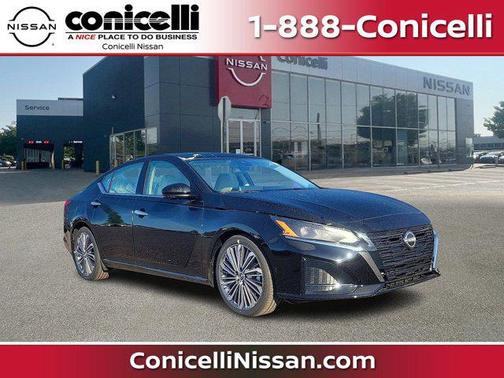 2025 Nissan Altima SL FWD