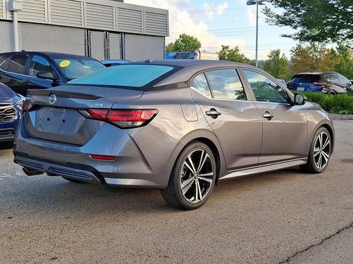 2022 Nissan Sentra SR