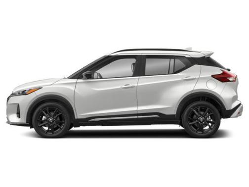 Super Black 2024 Nissan Kicks SR