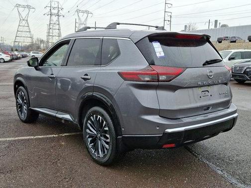2025 Nissan Rogue Platinum