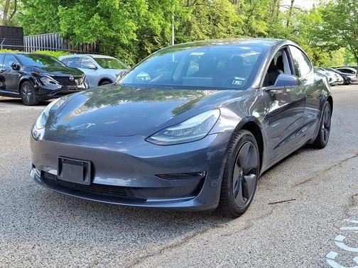 2019 Tesla Model 3 Standard Range Plus