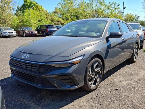 2025 Hyundai ELANTRA Sport