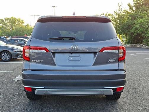 2022 Honda Pilot AWD Elite