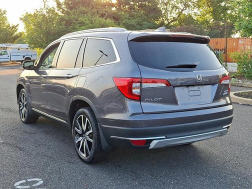 2022 Honda Pilot AWD Elite