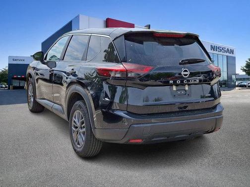 Super Black 2024 Nissan Rogue S