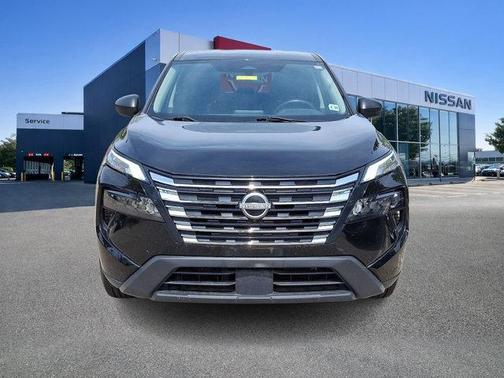 Super Black 2024 Nissan Rogue S