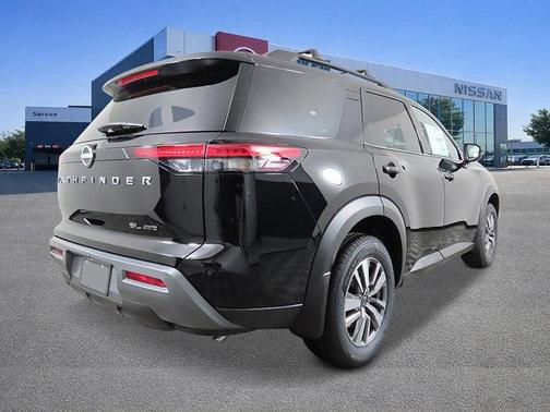 Super Black 2026 Nissan Pathfinder SL