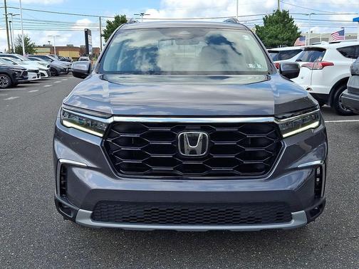 Gray 2024 Honda Pilot Touring 8-Passenger