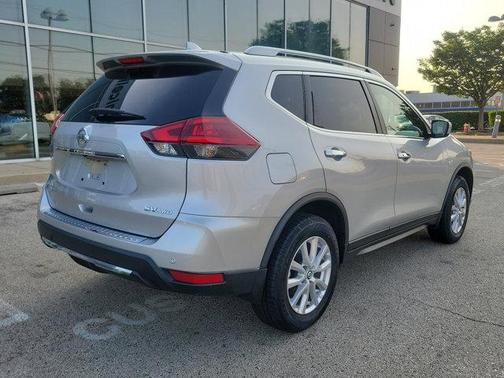 Brilliant Silver Metallic 2020 Nissan Rogue SV
