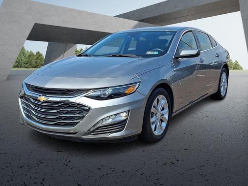 Sterling Gray Metallic 2024 Chevrolet Malibu FWD 1LT