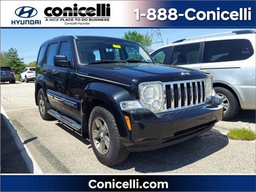 Photo 1 of 5 of 2008 Jeep Liberty Sport