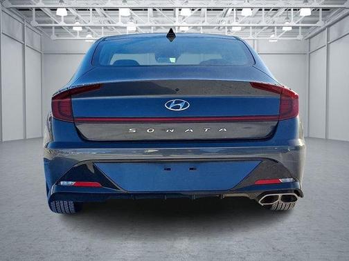 2022 Hyundai SONATA SEL