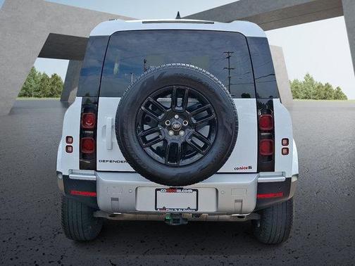 2024 Land Rover Defender 90 P300 S