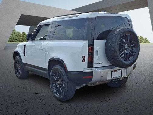 2024 Land Rover Defender 90 P300 S