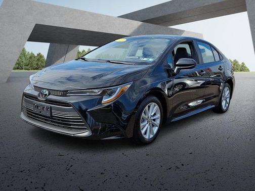 Black 2025 Toyota Corolla LE