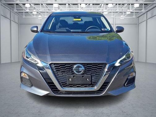 Gun Metallic 2022 Nissan Altima 2.5 SV