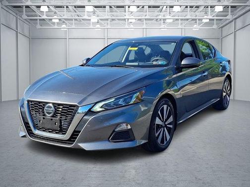 Gun Metallic 2022 Nissan Altima 2.5 SV