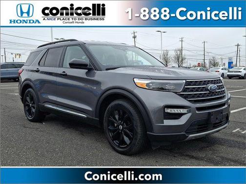 Carbonized Gray Metallic 2022 Ford Explorer XLT