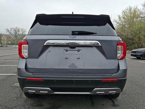 Carbonized Gray Metallic 2022 Ford Explorer XLT