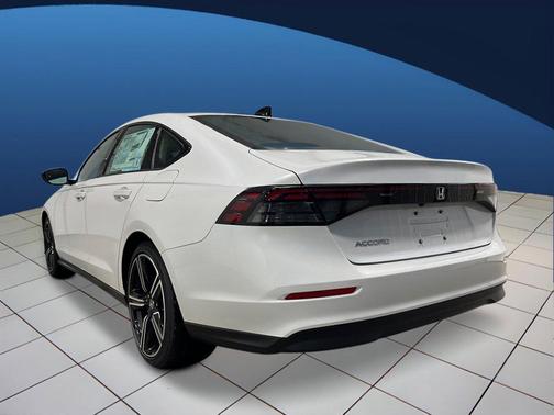 Platinum White Pearl 2026 Honda Accord SE
