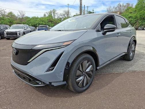 2025 Nissan ARIYA PLATINUM+