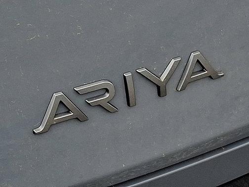 2025 Nissan ARIYA PLATINUM+