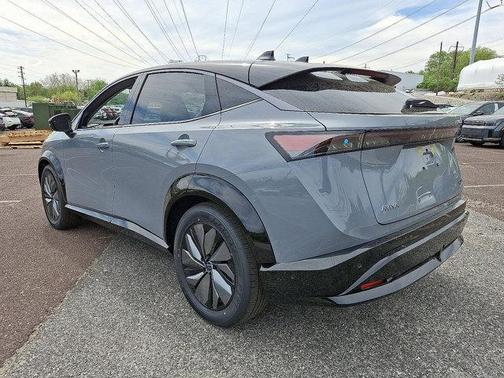 2025 Nissan ARIYA PLATINUM+