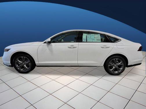 Platinum White Pearl 2026 Honda Accord Hybrid EX-L