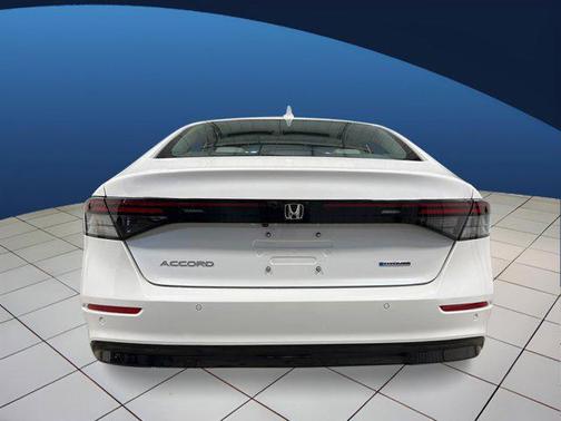 Platinum White Pearl 2026 Honda Accord Hybrid EX-L