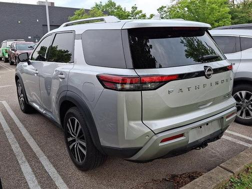 Brilliant Silver Metallic 2023 Nissan Pathfinder Platinum 4WD