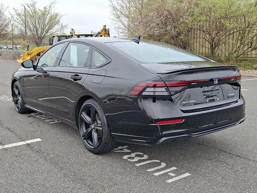 Crystal Black Pearl 2023 Honda Accord Hybrid Sport-L
