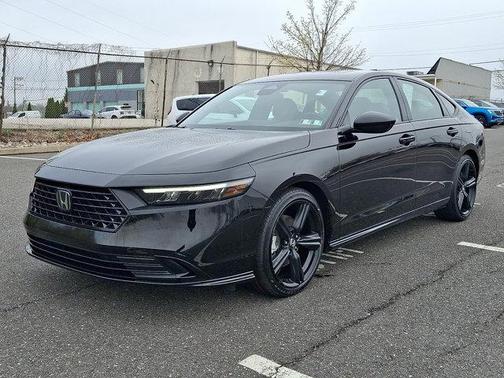 Crystal Black Pearl 2023 Honda Accord Hybrid Sport-L