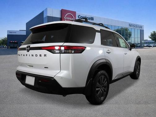 2026 Nissan Pathfinder SV