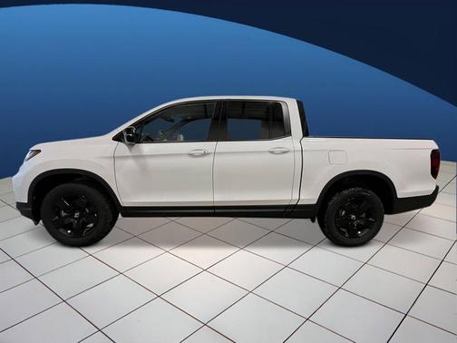 Platinum White Pearl 2026 Honda Ridgeline Black