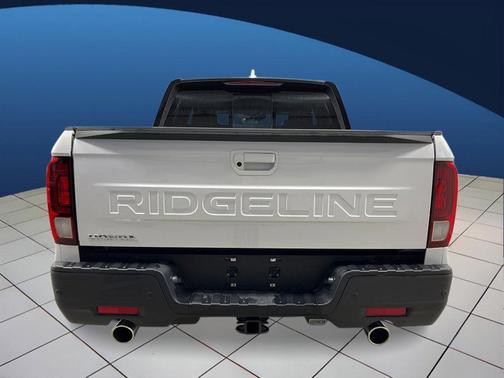 Platinum White Pearl 2026 Honda Ridgeline Black