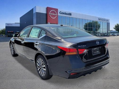 Super Black 2026 Nissan Altima SV FWD