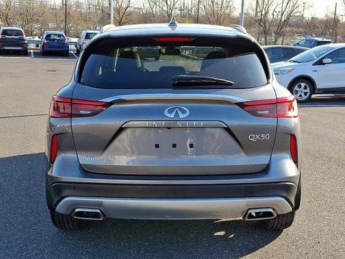 2021 INFINITI QX50 LUXE AWD