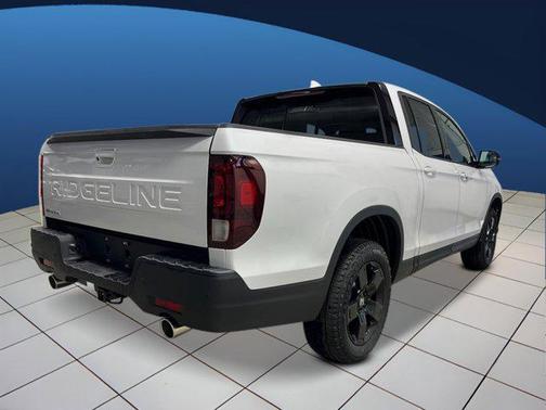 Platinum White Pearl 2026 Honda Ridgeline Black