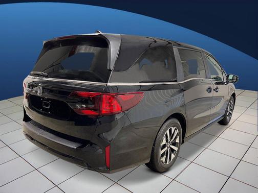 Crystal Black Pearl 2026 Honda Odyssey EX-L