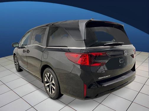 Crystal Black Pearl 2026 Honda Odyssey EX-L