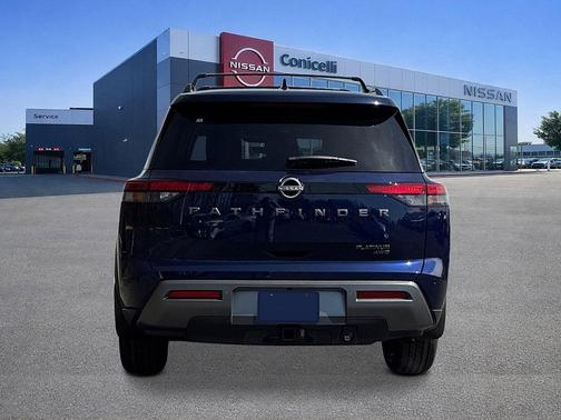Deep Ocean Blue Pearl 2026 Nissan Pathfinder Platinum