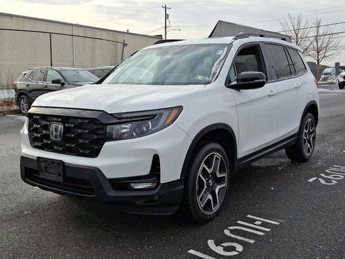 2023 Honda Passport AWD Elite