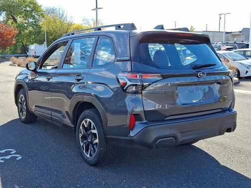 2025 Subaru Forester Base