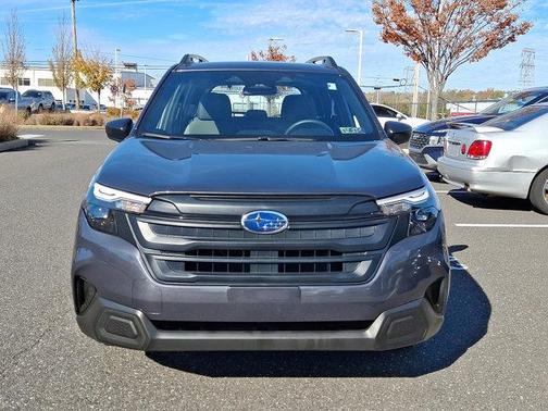 2025 Subaru Forester Base