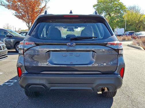 2025 Subaru Forester Base