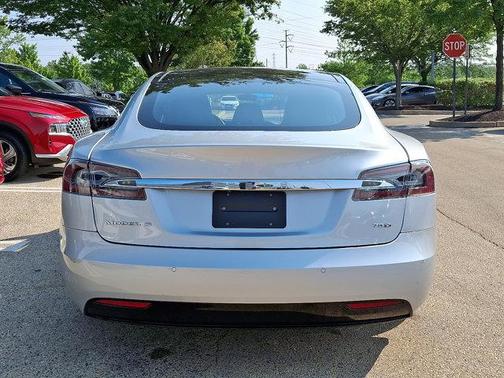 2016 Tesla Model S 75D
