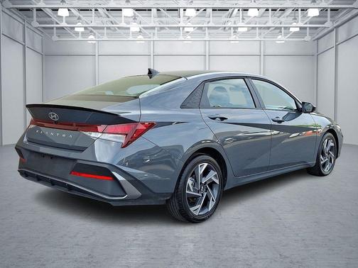 Ecotronic Gray 2025 Hyundai ELANTRA Sport
